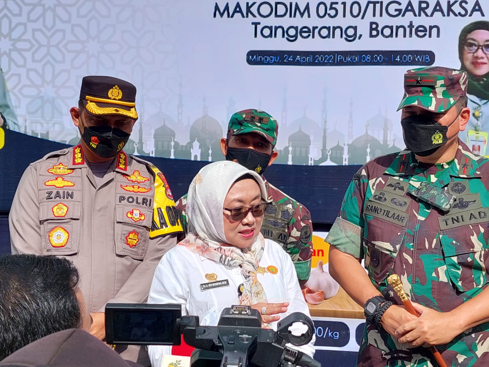 Minggu pagi, Kementan gelar pangan murah di Makodim 0510/Tigaraksa Minggu pagi, Kementan gelar pangan murah di Makodim 0510/Tigaraksa