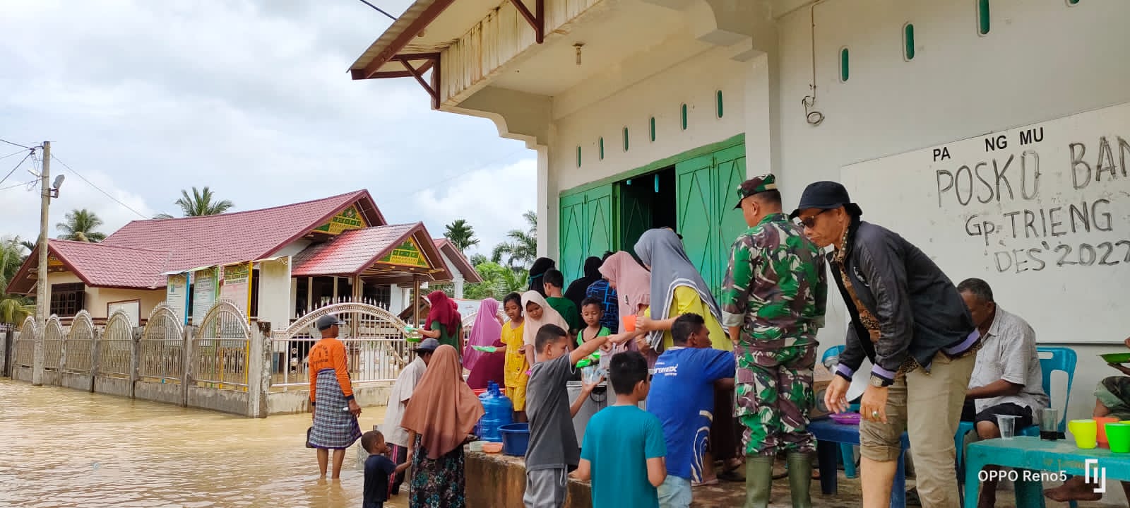 Banjir landa Aceh Utara, akses jalan utama penghubung antarkecamatan terganggu