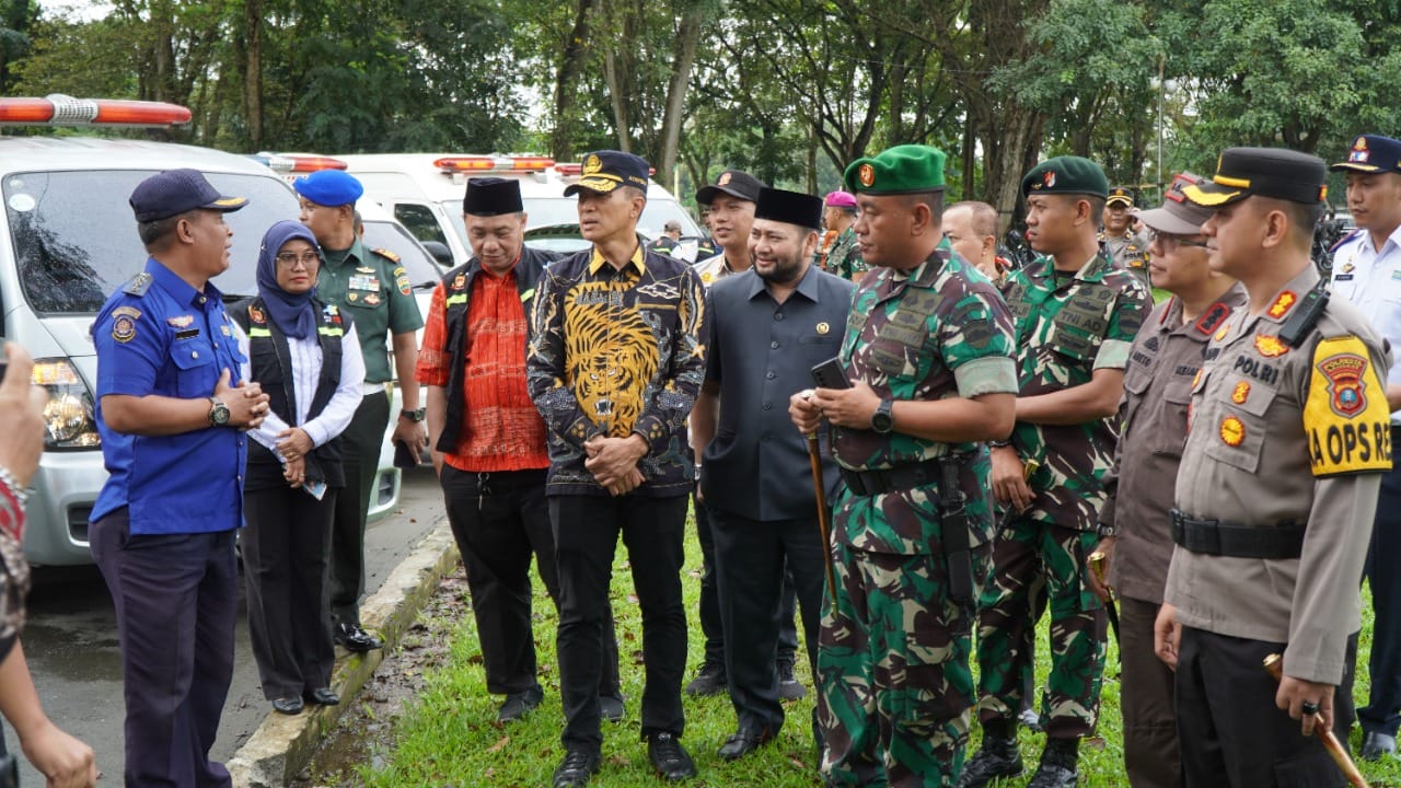 Polres Langkat gelar apel Operasi Lilin Toba 2022 untuk pengamanan Nataru Polres Langkat gelar apel Operasi Lilin Toba 2022 untuk pengamanan Nataru