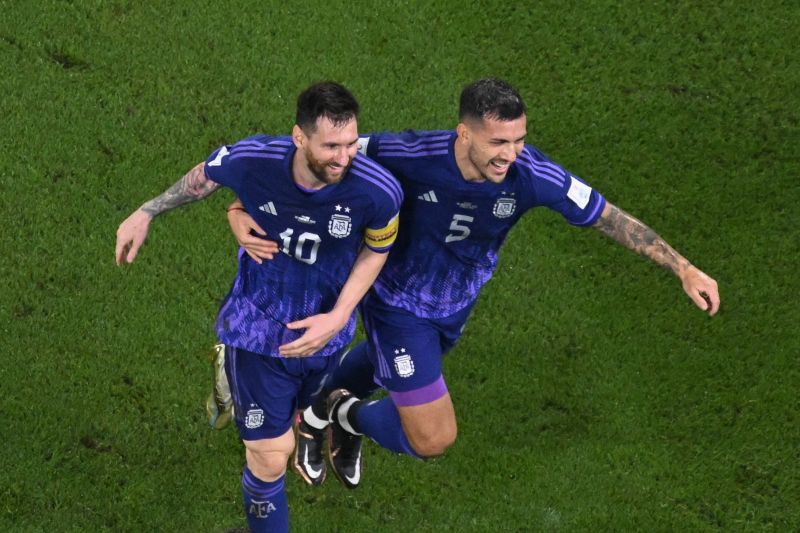 Argentina dan Polandia lolos ke 16 besar Piala Dunia 2022 Argentina dan Polandia lolos ke 16 besar Piala Dunia 2022