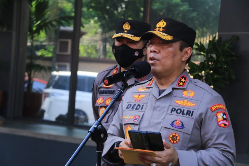 Densus tangkap 11 terduga teroris di Sumatera Densus tangkap 11 terduga teroris di Sumatera