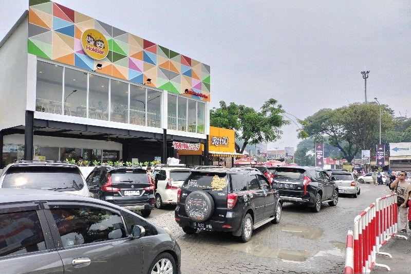 Pemudik manfaatkan momen libur Natal untuk silaturahmi sampai ziarah Pemudik manfaatkan momen libur Natal untuk silaturahmi sampai ziarah