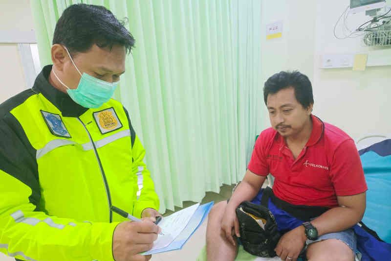 Polisi: 12 penumpang Bus Shantika luka setelah terguling di Cipali Polisi: 12 penumpang Bus Shantika luka setelah terguling di Cipali