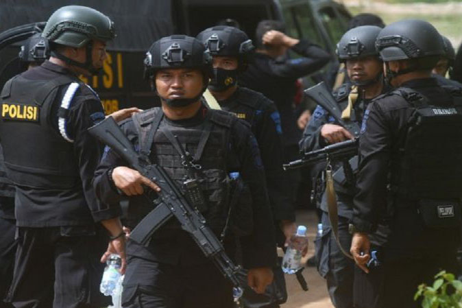 11 terduga teroris di Sumatera kelompok JI 11 terduga teroris di Sumatera kelompok JI