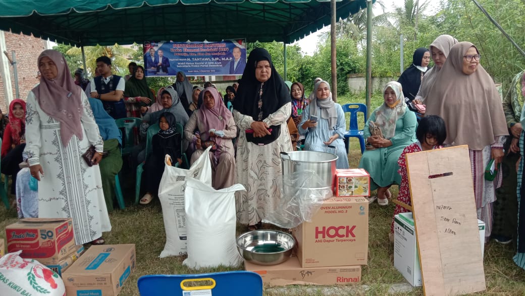 Masyarakat di 27 kecamatan di Aceh Utara terima bantuan usaha ekonomi produktif