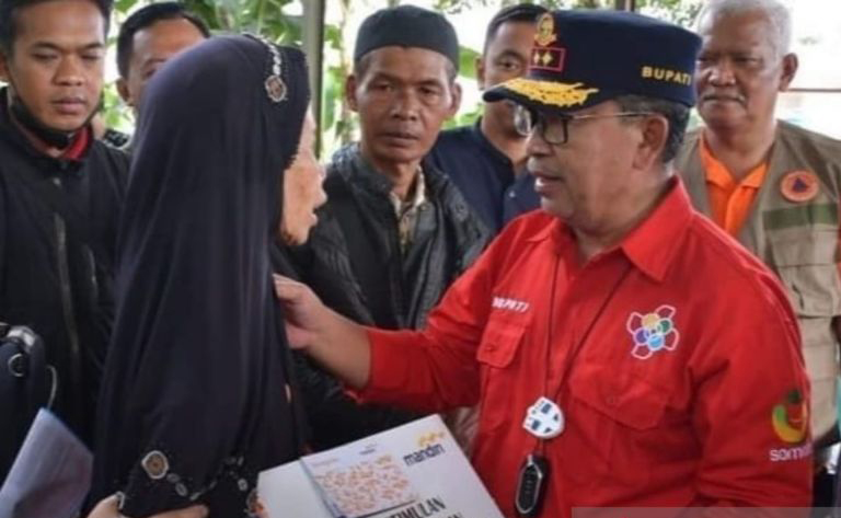 Bupati Cianjur minta warga lapor terkait bantuan yang tidak sesuai