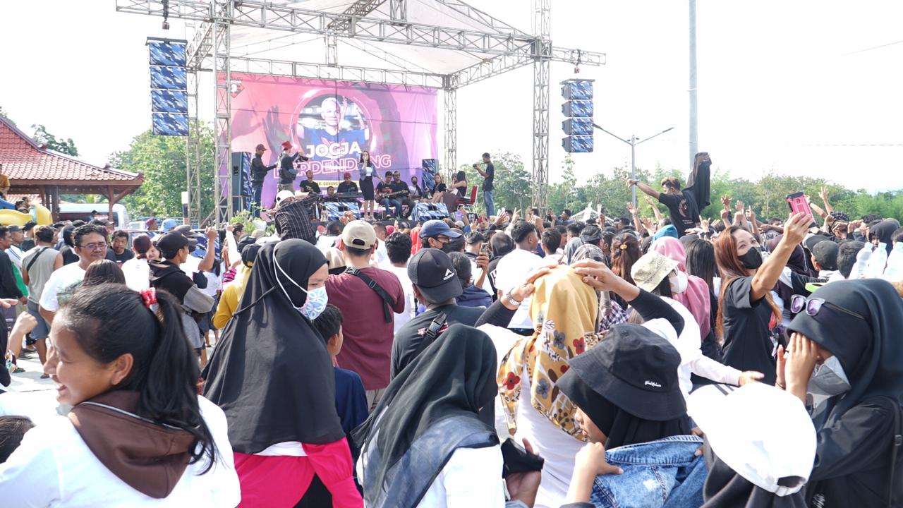 Relawan Ganjar gelar pentas Dangdut Saga dan Lomba Karikatur di DIY Relawan Ganjar gelar pentas Dangdut Saga dan Lomba Karikatur di DIY