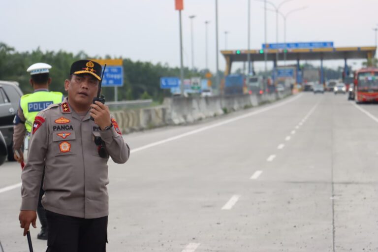 30 Km Tol Tebing Tinggi - Indrapura siap difungsikan sambut pemudik 30 Km Tol Tebing Tinggi - Indrapura siap difungsikan sambut pemudik