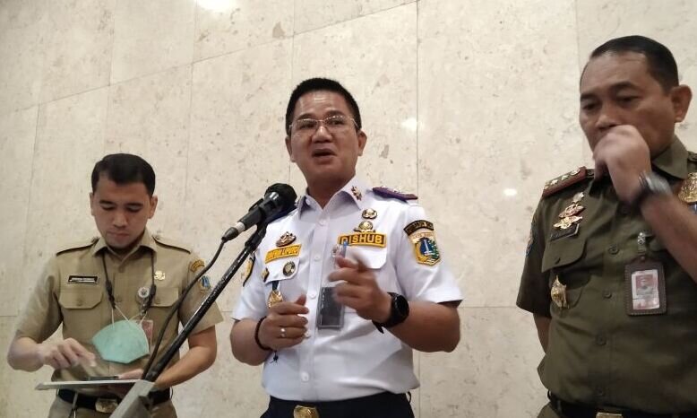 DKI terapkan bebas kendaraan malam tahun baru di Sudirman-Thamrin DKI terapkan bebas kendaraan malam tahun baru di Sudirman-Thamrin