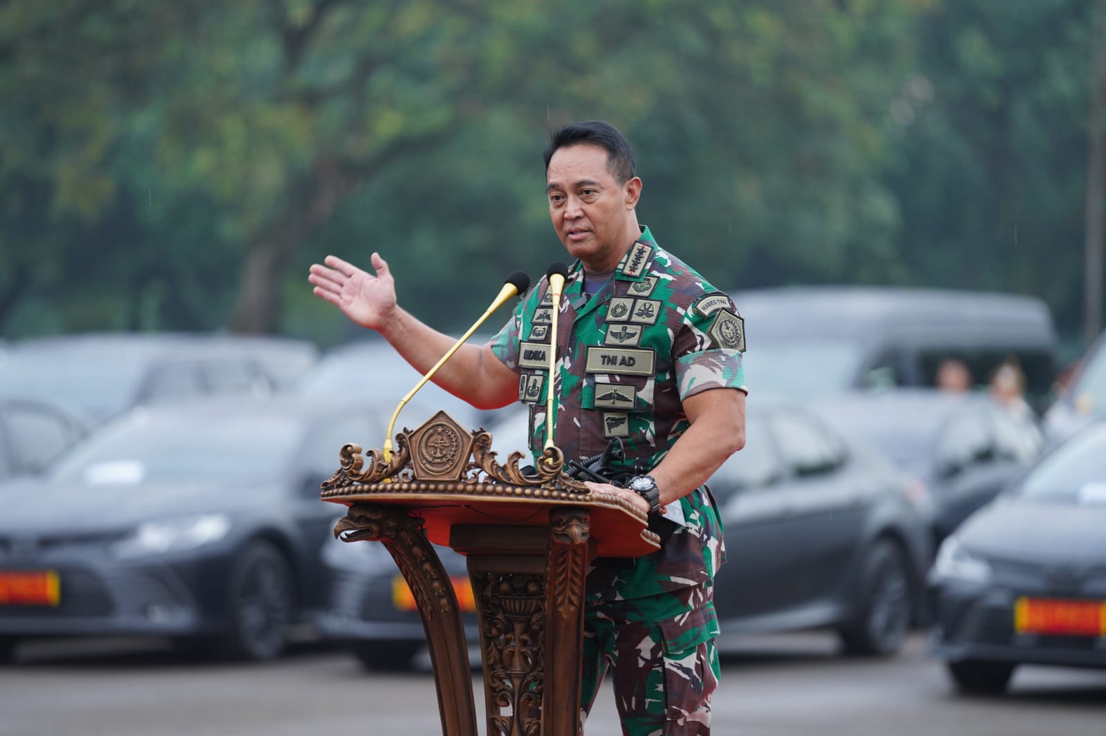 Panglima TNI distribusikan 388 kendaraan dinas Panglima TNI distribusikan 388 kendaraan dinas