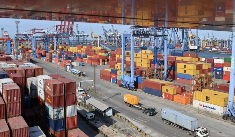 Surplus neraca perdagangan 2023 diprediksi capai 38,5 miliar dolar AS
