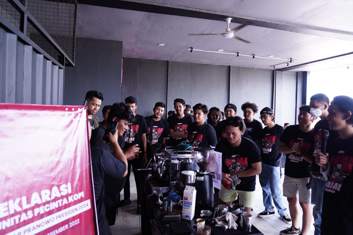 Manjakan pecinta kopi, Sahabat Ganjar gelar Latte Art Competition Manjakan pecinta kopi, Sahabat Ganjar gelar Latte Art Competition
