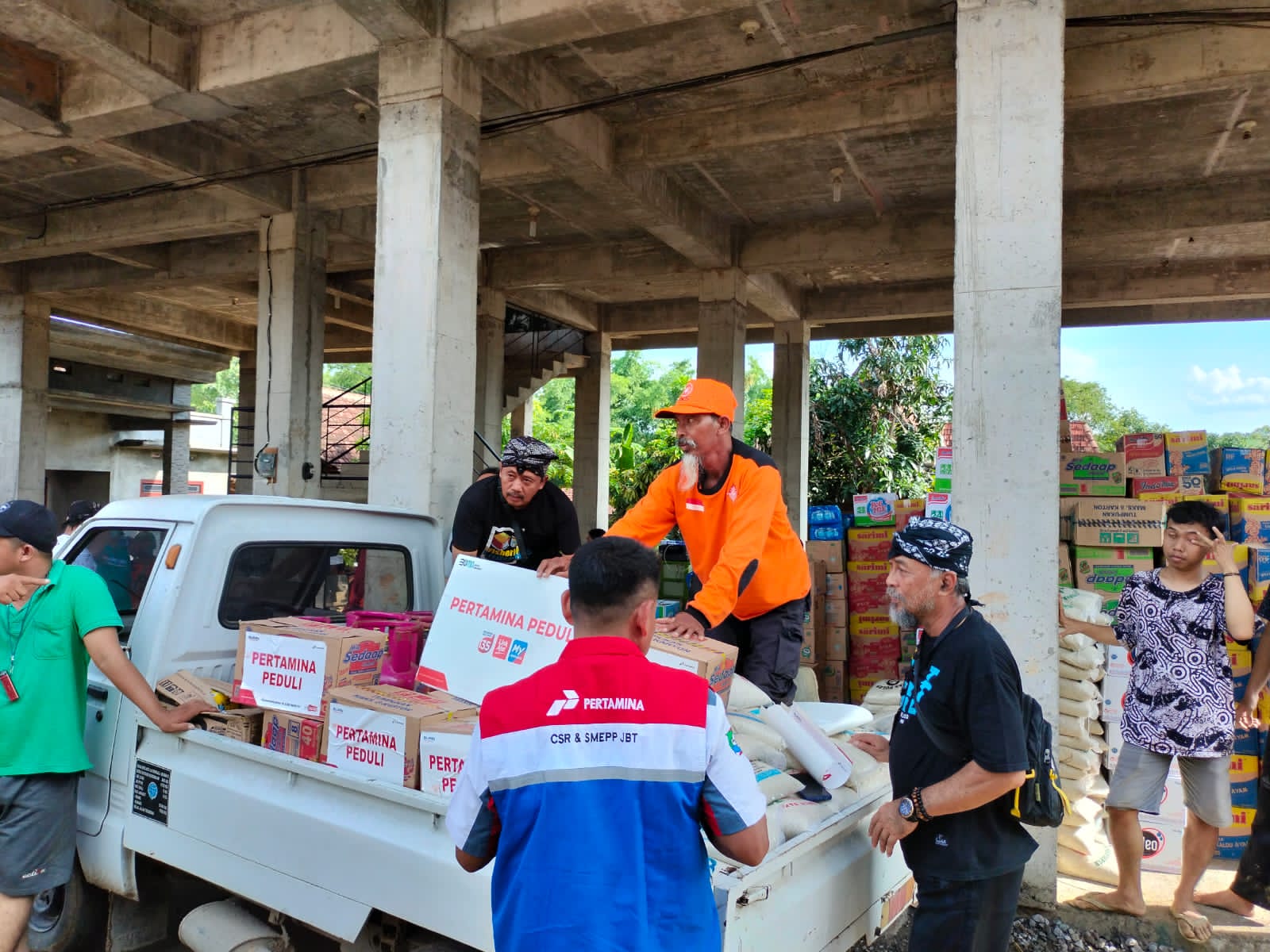 Banjir bandang landa Pati, Pertamina gerak cepat bantu warga Banjir bandang landa Pati, Pertamina gerak cepat bantu warga