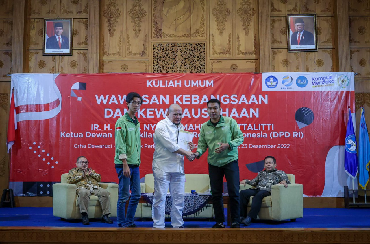 BEM PPNS titip aspirasi pasal-pasal kontroversi di KUHP ke Ketua DPD RI BEM PPNS titip aspirasi pasal-pasal kontroversi di KUHP ke Ketua DPD RI