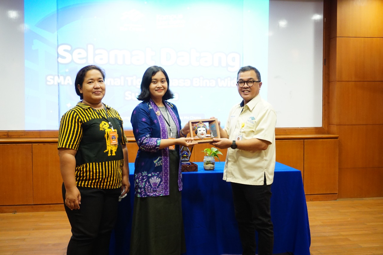Kembangkan pendidikan, Ma Chung gandeng SMA Bina Widya Surakarta, Jawa Tengah Kembangkan pendidikan, Ma Chung gandeng SMA Bina Widya Surakarta, Jawa Tengah
