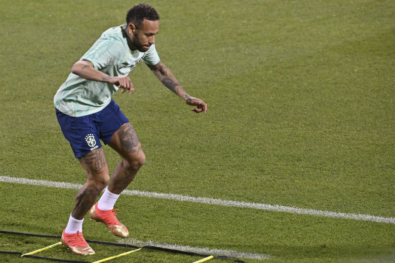 Neymar siap diturunkan lawan Korea Selatan Neymar siap diturunkan lawan Korea Selatan