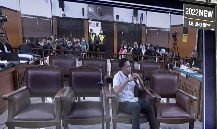 Sambo siap tanggung jawab bila Hajar, Cad diartikan perintah tembak Sambo siap tanggung jawab bila Hajar, Cad diartikan perintah tembak