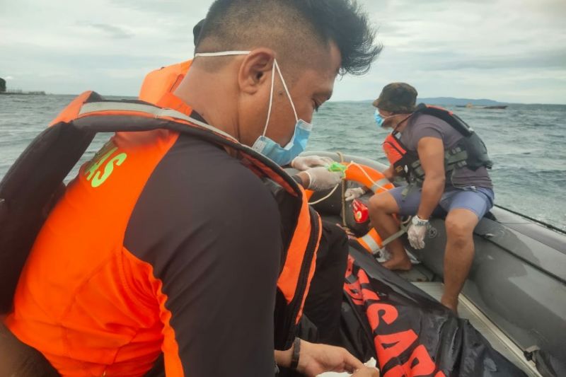 Tim SAR temukan nelayan hilang di Buton Utara dalam keadaan meninggal Tim SAR temukan nelayan hilang di Buton Utara dalam keadaan meninggal