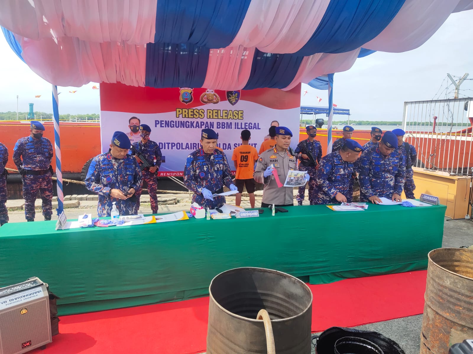 Polda Sumut ungkap penyelewengan BBM Polda Sumut ungkap penyelewengan BBM