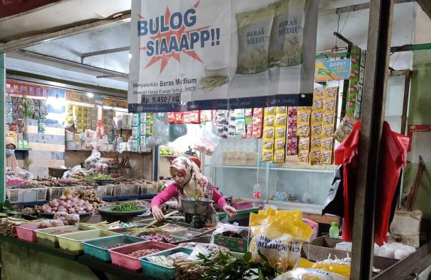 Jelang Nataru, stok beras, minyak goreng dan gula di Malang aman Jelang Nataru, stok beras, minyak goreng dan gula di Malang aman
