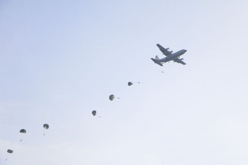 Pasukan elit TNI AU terbang di Langit Negeri Seribu Suluk Rohul