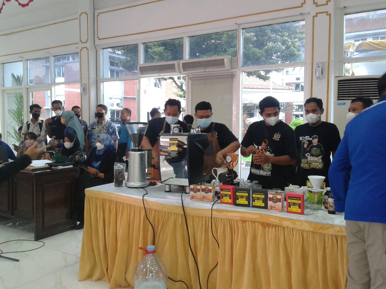 Dongkrak UMKM, perempuan di Kendal gelar lomba minum kopi Dongkrak UMKM, perempuan di Kendal gelar lomba minum kopi