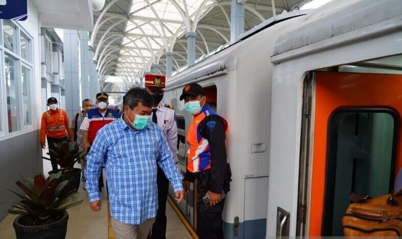 Tiket KA relasi Stasiun Garut-Pasar Senen Rp41.000 Tiket KA relasi Stasiun Garut-Pasar Senen Rp41.000