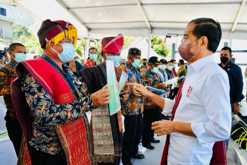 Presiden minta masyarakat manfaatkan lahan produktif Presiden minta masyarakat manfaatkan lahan produktif