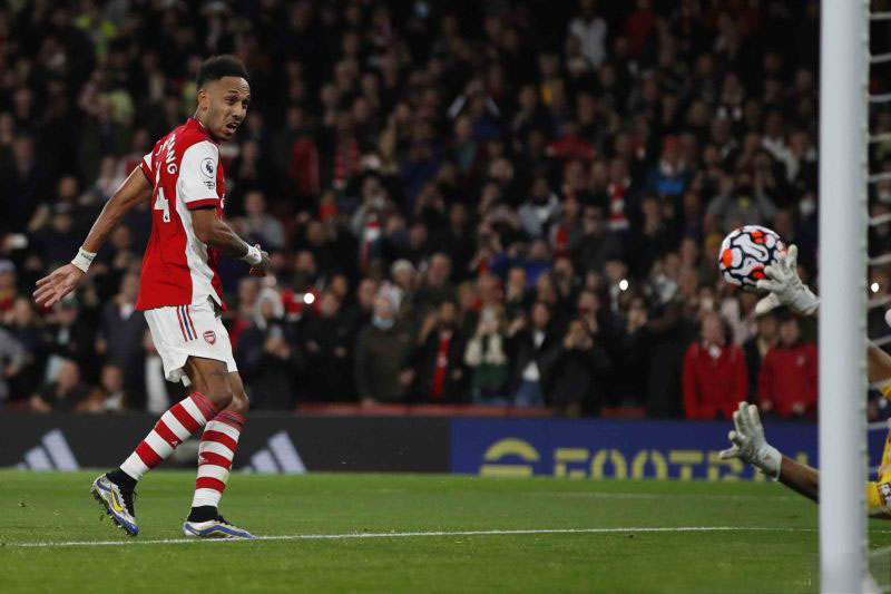 Tenggat transfer Januari: Aubameyang ke Barca, Everton dapat Dele Alli