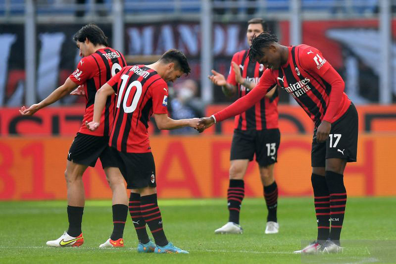 Gol tunggal Rafael Leao bawa AC Milan ke puncak klasemen Liga Italia