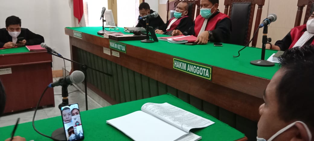Pasutri akui kepemilikan pil ekstasi, Happy Five dan bahan kimia narkotika Pasutri akui kepemilikan pil ekstasi, Happy Five dan bahan kimia narkotika