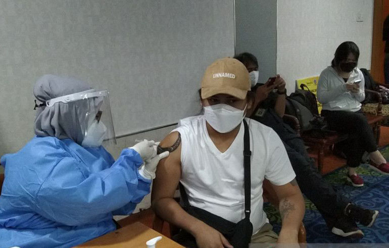 Persentase kesembuhan COVID-19 di DKI capai 92,8 persen Persentase kesembuhan COVID-19 di DKI capai 92,8 persen