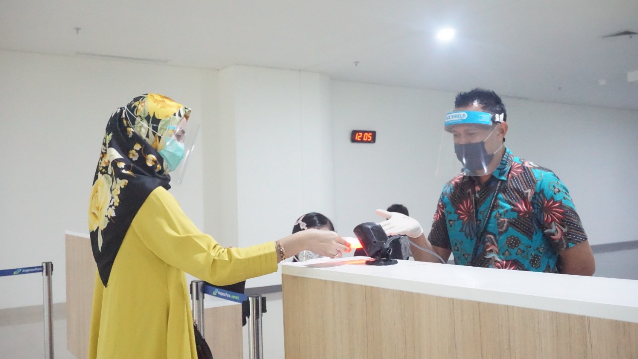 Bandara Internasional Syamsudin Noor raih penghargaan salah satu bandara terbaik di dunia Bandara Internasional Syamsudin Noor raih penghargaan salah satu bandara terbaik di dunia