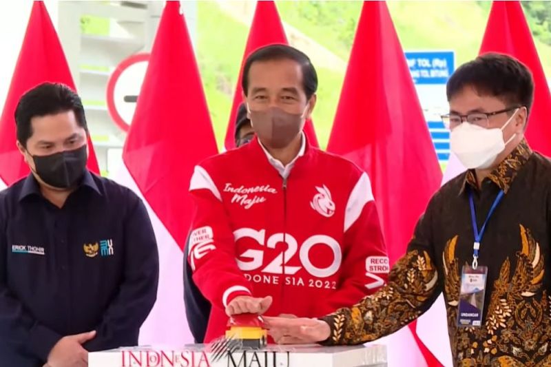 Presiden Jokowi resmikan tuntasnya pembangunan Jalan Tol Manado-Bitung Presiden Jokowi resmikan tuntasnya pembangunan Jalan Tol Manado-Bitung