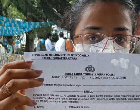 Warga Bali adukan suaminya ke Poldasu Warga Bali adukan suaminya ke Poldasu