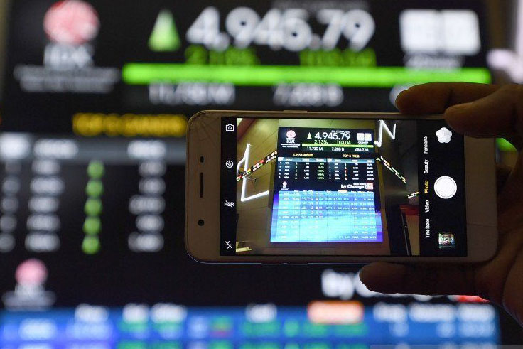 IHSG Selasa dibuka menguat 11,87 poin