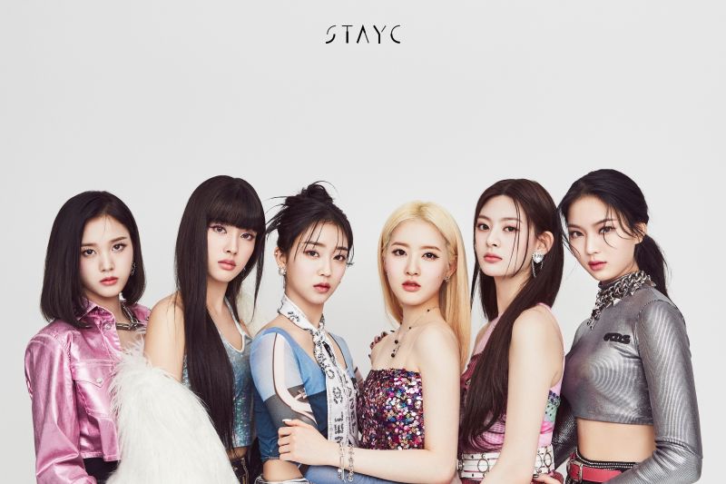 STAYC siap rilis mini album kedua YOUNG-LUV.COM hari ini STAYC siap rilis mini album kedua YOUNG-LUV.COM hari ini