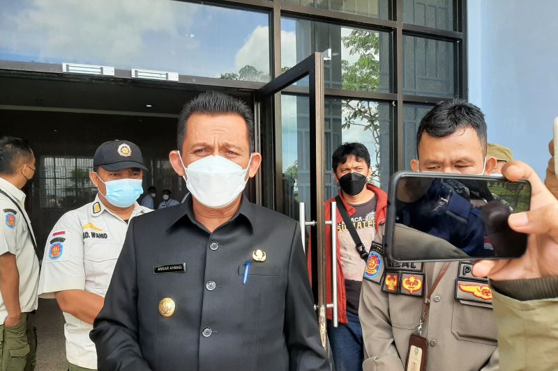 Kepri targetkan retribusi izin penggunaan TKA sebesar Rp8 miliar