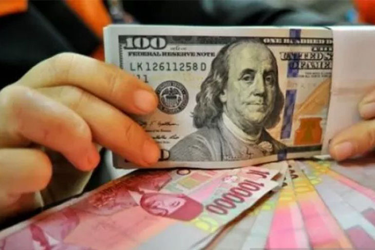 Rupiah Jumat pagi dibuka melemah ke level Rp14.383 per dolar AS