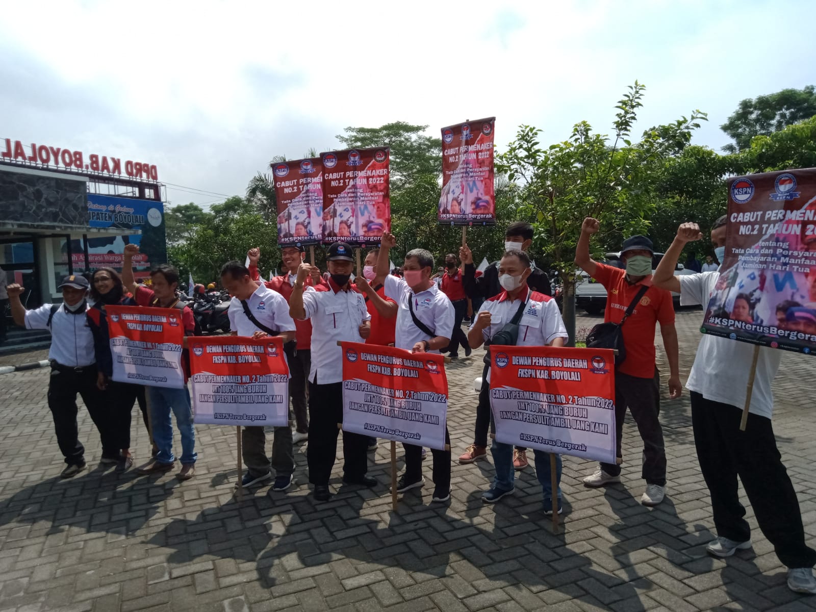 Tolak Permenaker No. 2 tahun 2022 tentang JHT, puluhan buruh di Boyolali geruduk DPRD