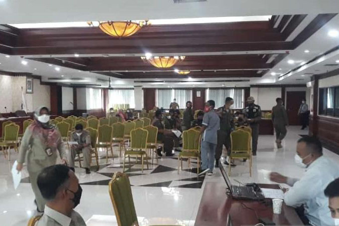 Pemkot Jakbar perketat pengawasan perkantoran selama PPKM level 3