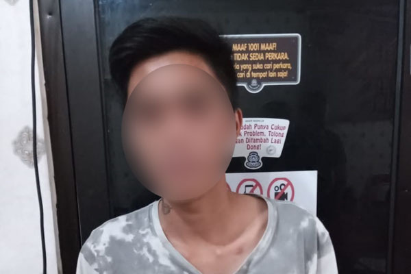 Polresta Manado amankan pelaku penikaman terhadap sopir angkot di Malalayang Polresta Manado amankan pelaku penikaman terhadap sopir angkot di Malalayang