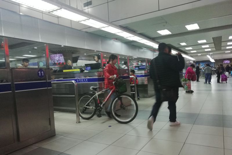 China hadiahi Rp226 juta bagi pelapor penyelundup dari Hong Kong China hadiahi Rp226 juta bagi pelapor penyelundup dari Hong Kong