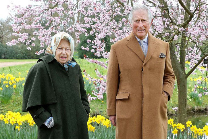 Pangeran Charles positif COVID-19, sempat bertemu Ratu Elizabeth