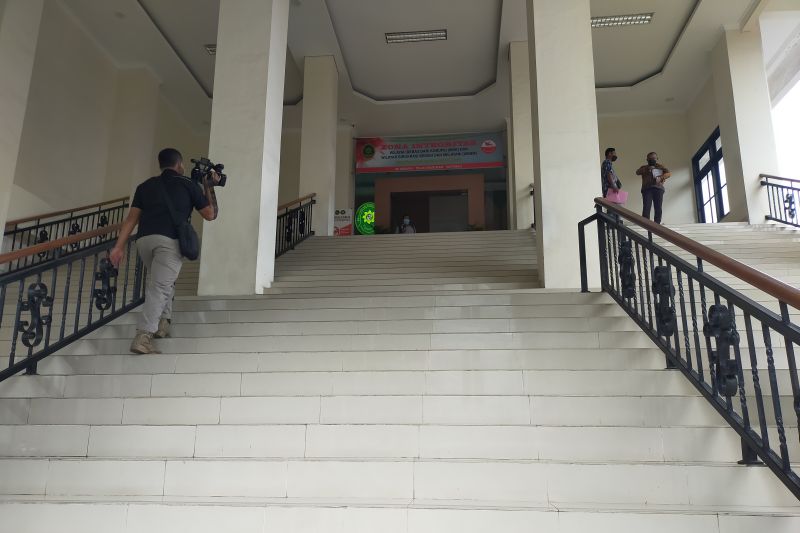 Ginting: Hanya satu ruangan hakim yang disegel KPK Ginting: Hanya satu ruangan hakim yang disegel KPK