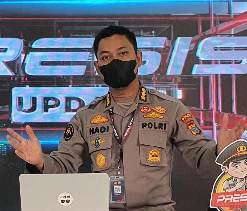 Polda Sumut periksa nakes yang diduga suntik vaksin kosong kepada siswa SD Polda Sumut periksa nakes yang diduga suntik vaksin kosong kepada siswa SD