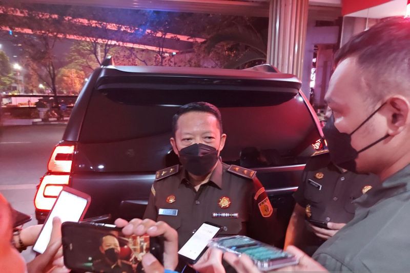 Perjanjian ekstradisi permudah JAMPidsus buru 247 buronan