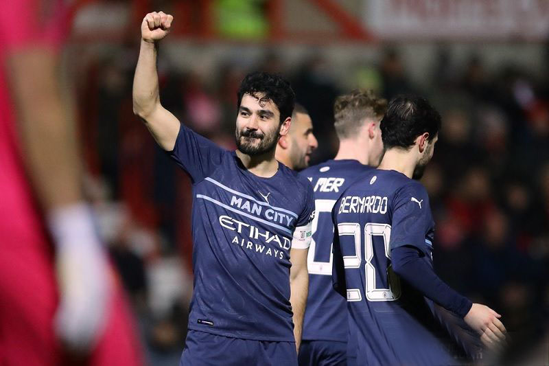 Manchester City lewati tim strata keempat Swindon Town di Piala FA