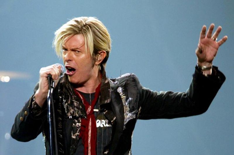 Seluruh katalog musik David Bowie dijual ke Warner Music Seluruh katalog musik David Bowie dijual ke Warner Music