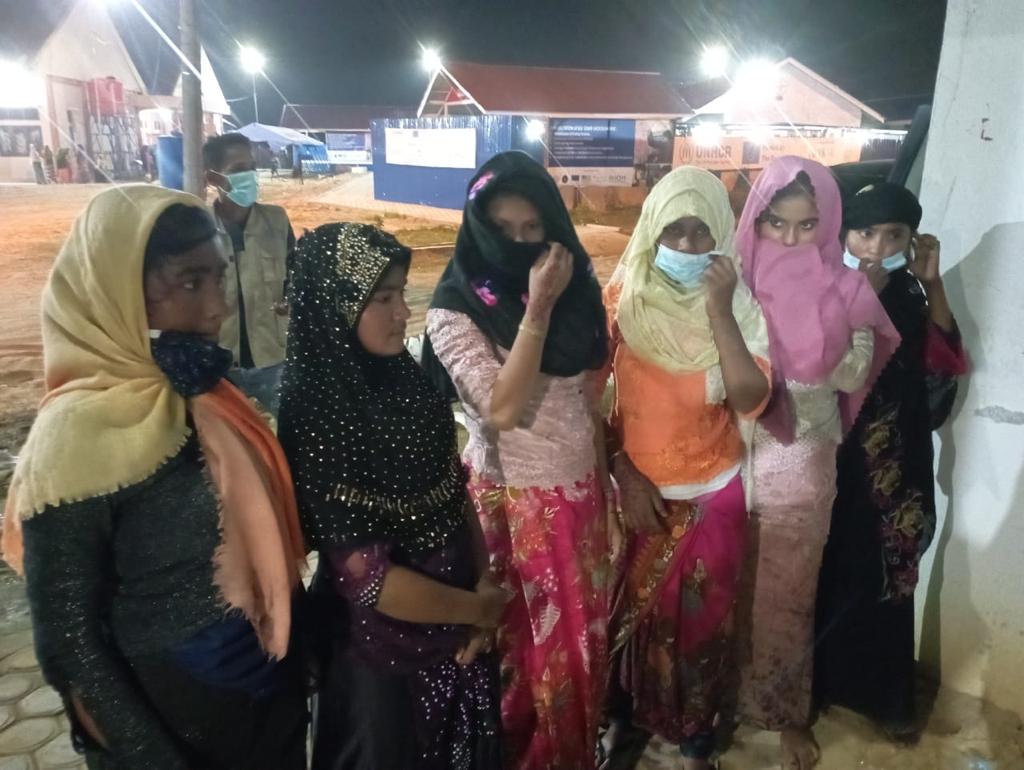 Mencoba kabur, enam imigran Rohingya diamankan petugas Mencoba kabur, enam imigran Rohingya diamankan petugas